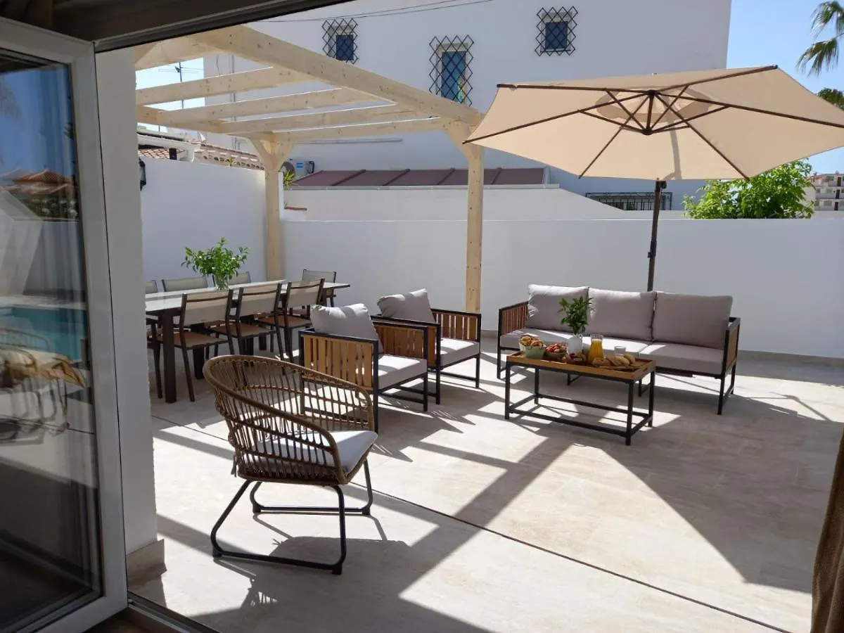 Villa El Algarrobo Nerja Spanyolország